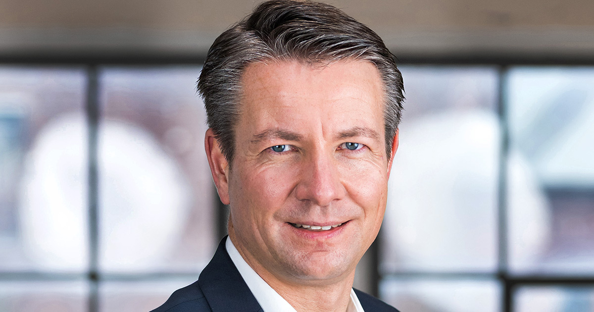 Matthias Kerkhoff 200 Millionen Euro fuer vereinseigene Sportstaetten Brilon