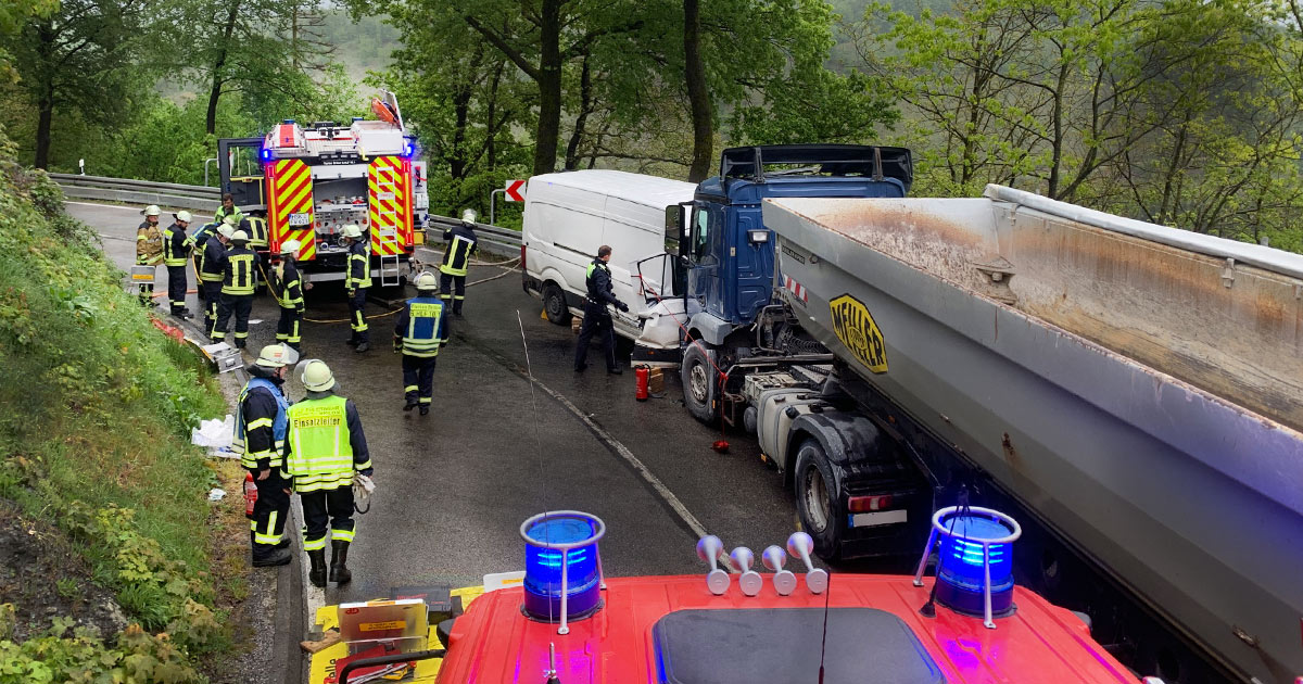 Verkehrsunfall auf der Bredelarer Strasse bei Madfeld