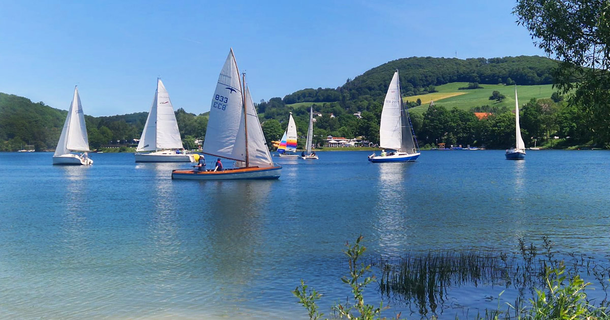 Eroeffnung der Segelsaison am Diemelsee Ansegelregatta des SWC Brilon