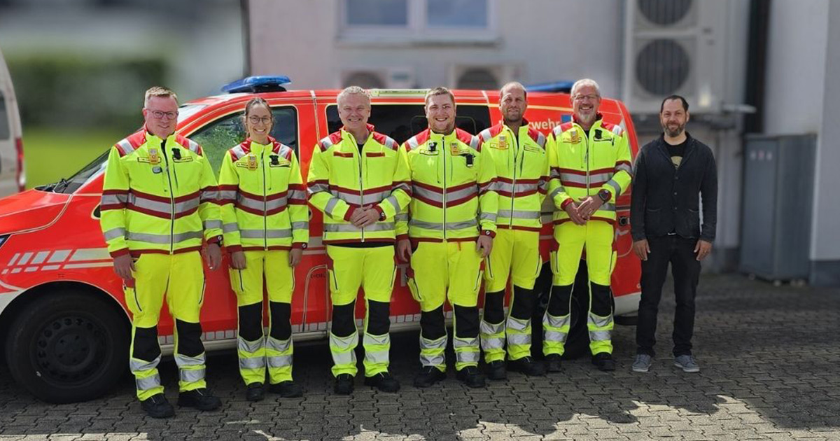 Landrat Thomas Grosche tauscht Schreibtisch gegen Rettungswagen