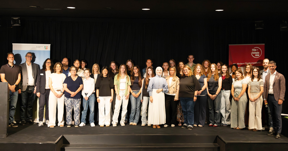 Siegerteams des landesweiten Bilingualen Erklaerfilm Wettbewerbs 2026