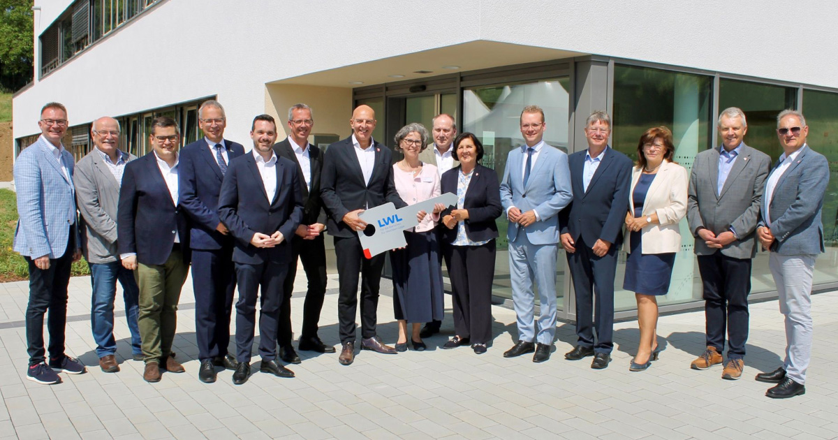 Versorgungslücke geschlossen - LWL eröffnet neue Tagesklinik in Brilon 1 Versorgungsluecke geschlossen LWL eroeffnet neue Tagesklinik in Brilon