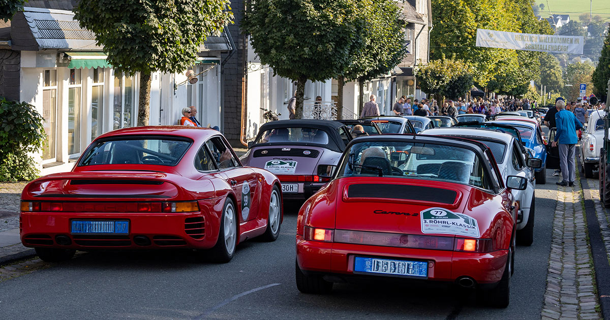 176 Porsche, Rallye-Prominenz und Innenstadtprogramm: So erlebt Schmallenberg die Röhrl-Klassik 4 Porsche Schmallenberg