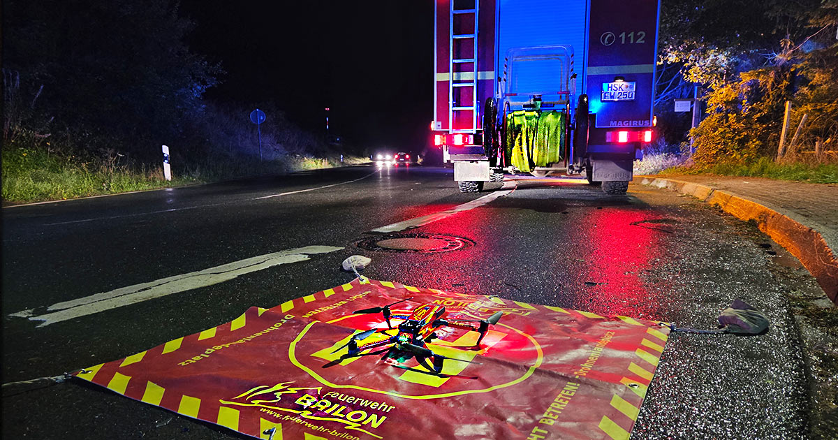 Verkehrsunfall in Brilon-Wald – eCall löst Alarmierung aus 3 Feuerwehr Brilon Wald Unfall 1