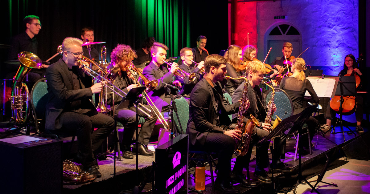 Sauerländer Jazz-Combo feiert 10-jähriges Bestehen mit internationalen Gästen in der KulturSchmiede Arnsberg 4 Sauerlaender Jazz Combo feiert 10 jaehriges Bestehen