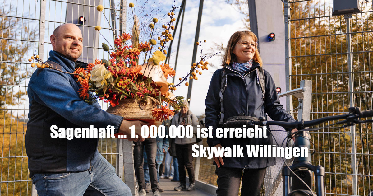 Sagenhaft ... 1. 000.000 ist erreicht: Heike Minnerup ist die millionste Besucherin auf dem Skywalk Willingen 2 Heike Minnerup ist die millionste Besucherin auf dem Skywalk Willingen