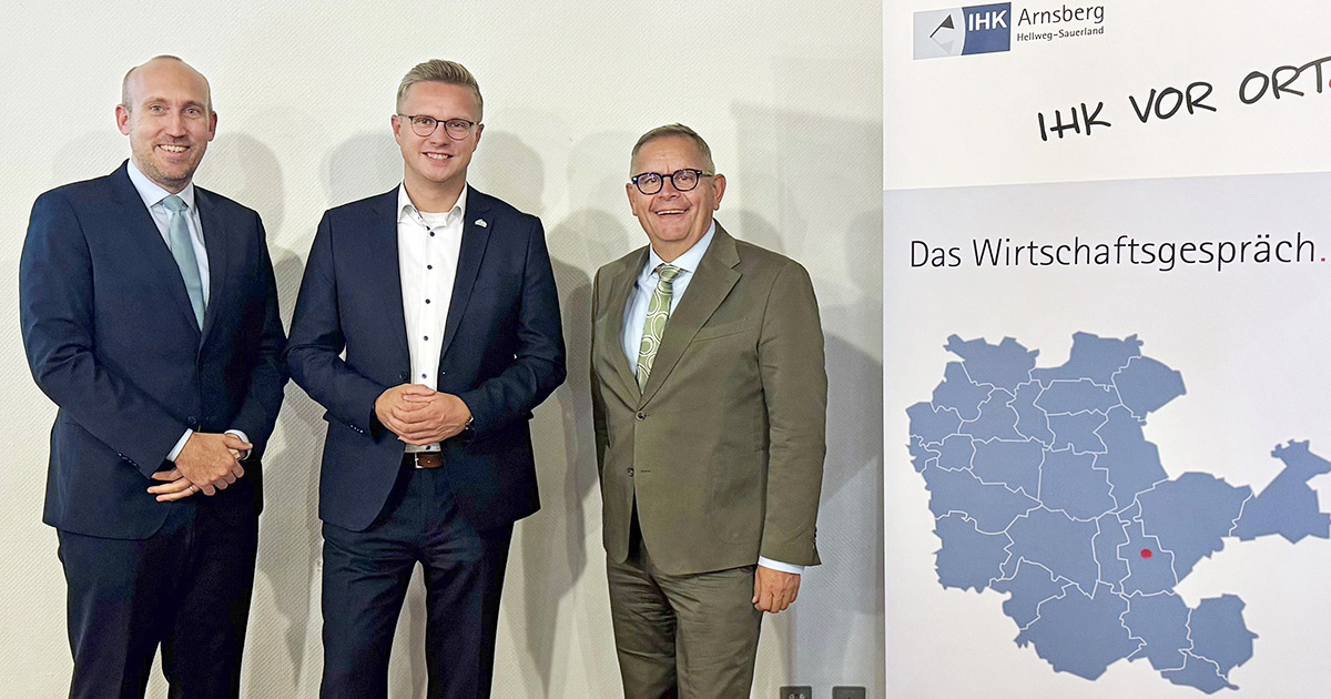IHK Wirtschaftsgespraech macht Buergermeister Patrick Potthoff Mut